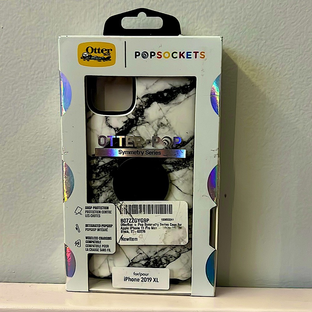 iPhone 11 pro max Marble Outter Box Case w/ pop socket